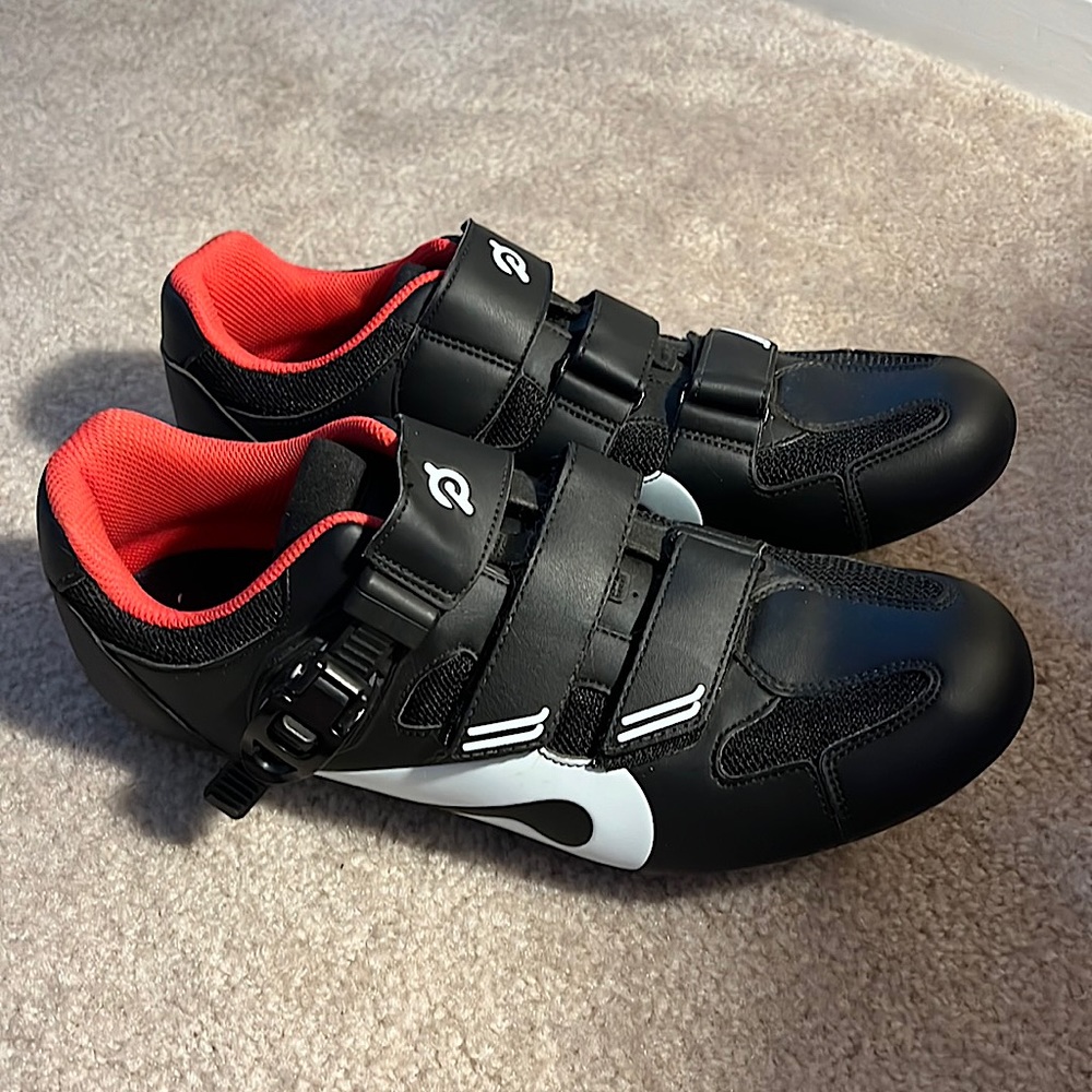Peloton shoes size 45 (US 11 - 11.5)